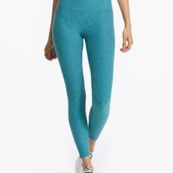 Vuori Clean Elevation Leggings Green Size Medium - Picture 2 of 10